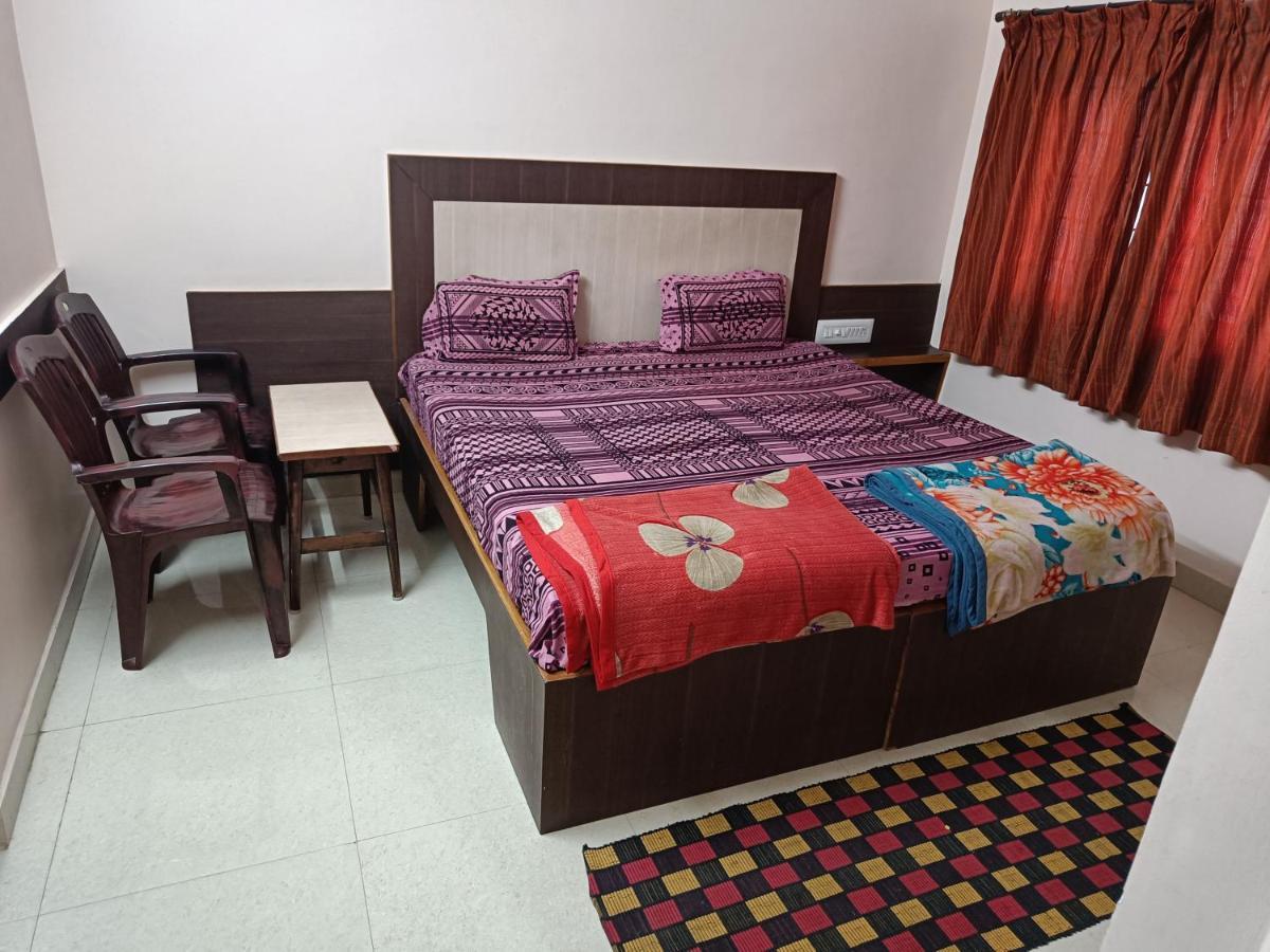 Sri Vishnu Krupa Lodging Belur  Eksteriør bilde