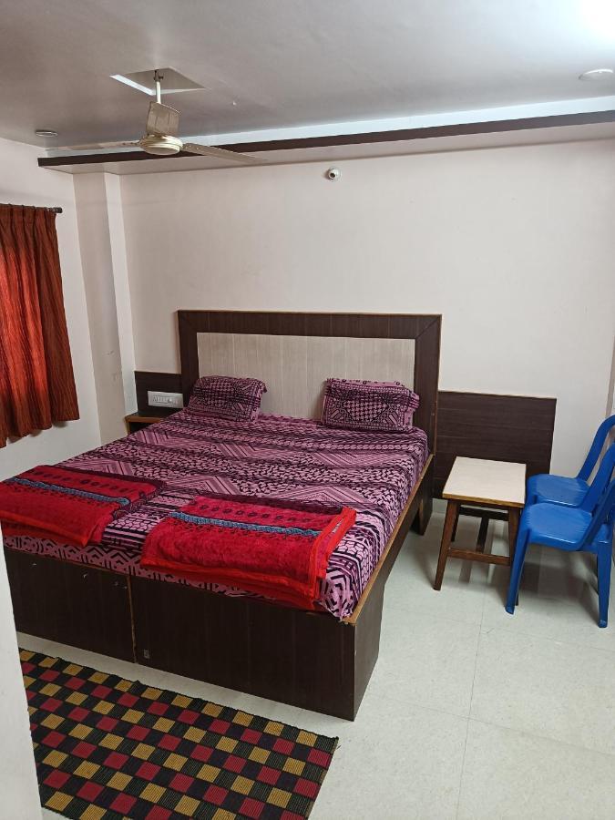 Sri Vishnu Krupa Lodging Belur  Eksteriør bilde